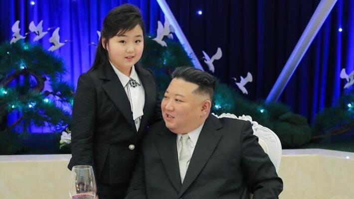 la figlia teenager di Kim Jong-un prossima a guidare il Paese