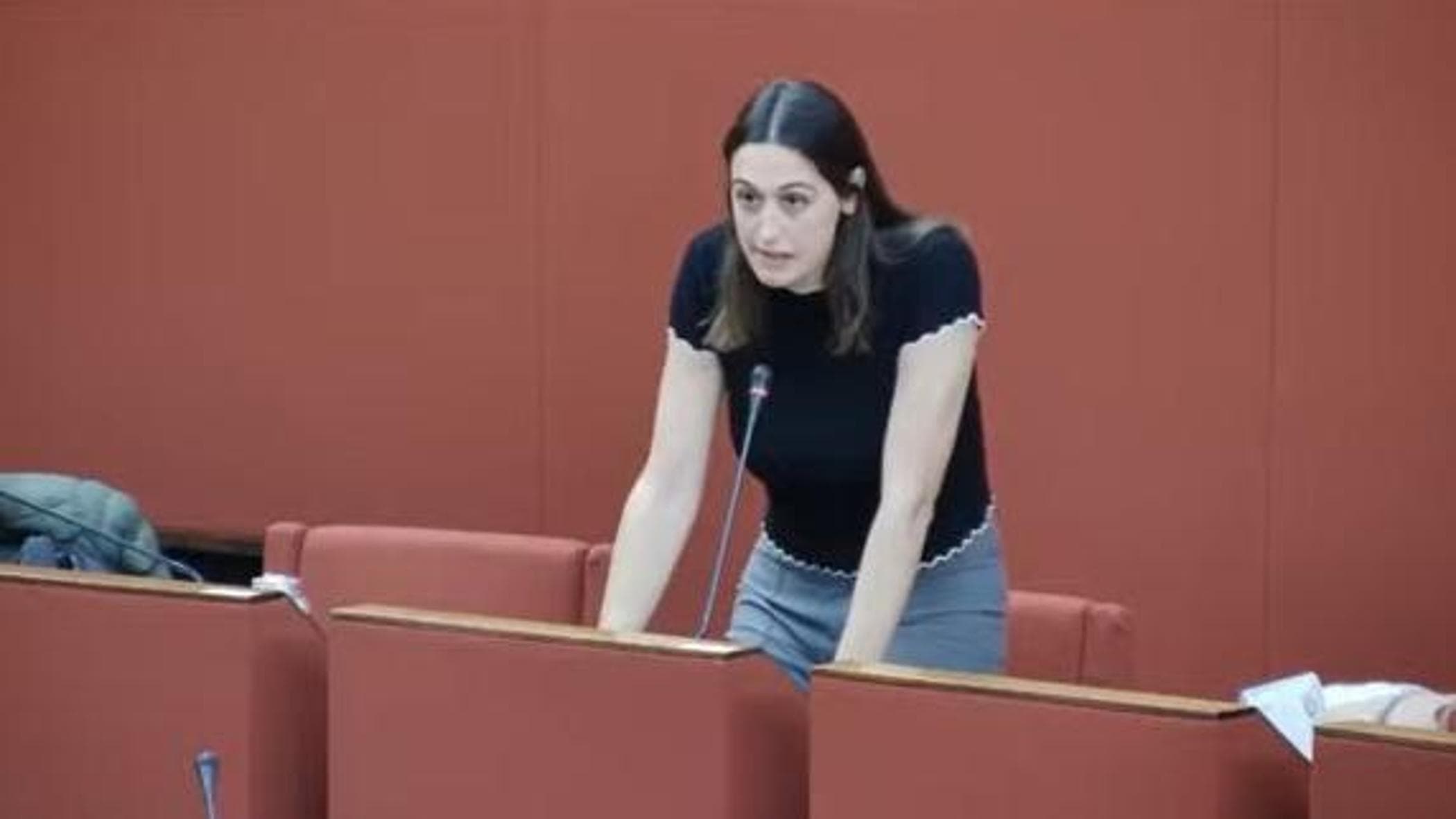 Genova, consigliera comunale Ghio in aula io stuprata a 12 anni