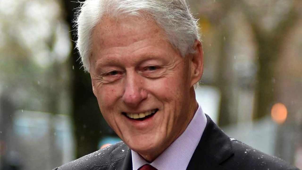 Caso Epstein, Trump rilancia su Clinton e ordina verifiche del Dipartimento di Giustizia