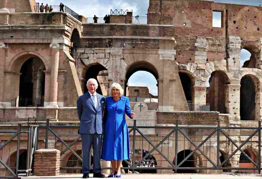 Re Carlo III e la Regina Camilla al Colosseo