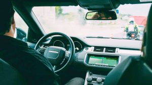 Guidare all'estero - (pexels) - IlFogliettone.it