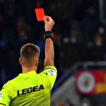 Calcio, inchiesta sulle pagelle degli arbitri: esposto alla Procura per frode sportiva
