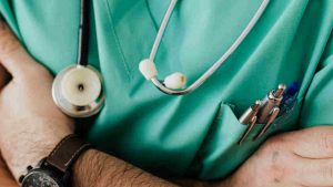 Medico (Pexels) Ilfogliettone