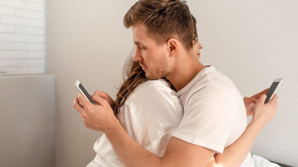 Tradimento (canva) - IlFogliettone.it