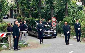 L’ultimo saluto a Giorgio Armani