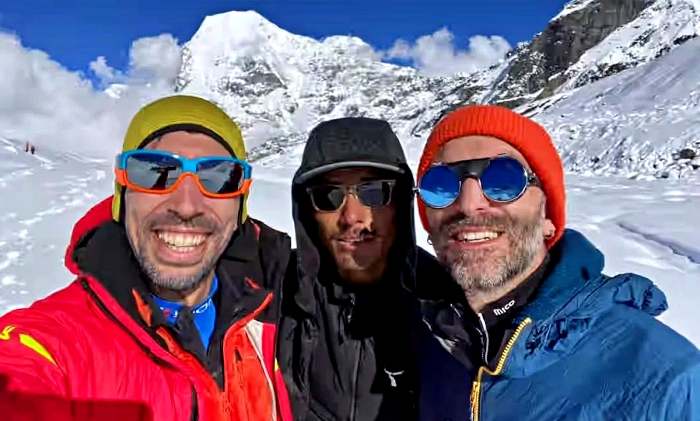 himalaya si cercano 2 italiani con scarse probabilit224 di sopravvivenza 3 le vittime