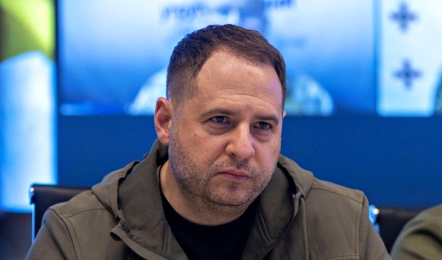 Ombre sulla presidenza Zelensky: Yermak al centro del terremoto politico