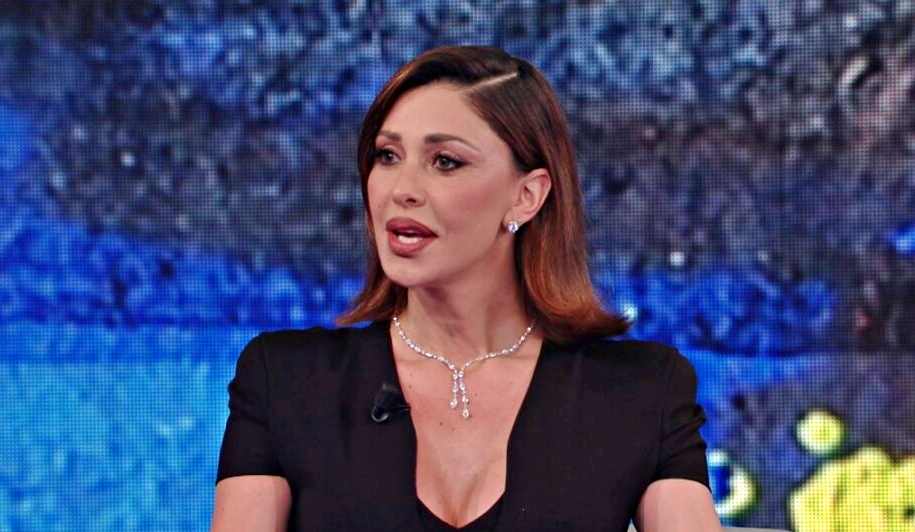 Il video virale di Belen Rodriguez, il dramma degli attacchi di panico e la lotta con la depressione