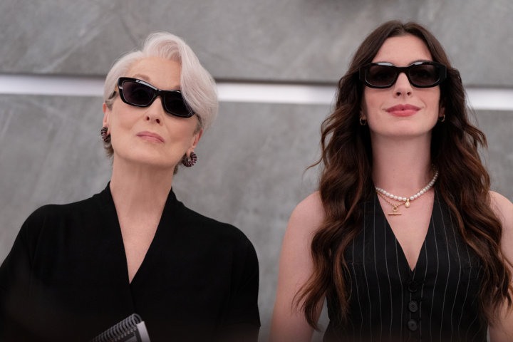 il diavolo veste prada meryl streep guida il ritorno del cast storico e riapre l8217universo di runway
