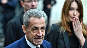 Nicolas Sarkozy e la moglie Carla Bruni