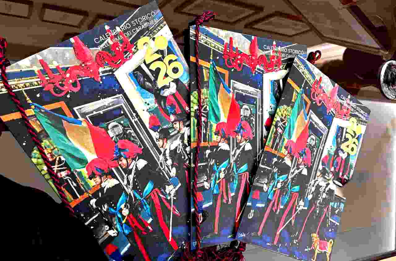 Carabinieri, presentato a Roma Calendario storico dell’Arma 2026