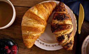 croissant e plumcake cornetti dolci (1)