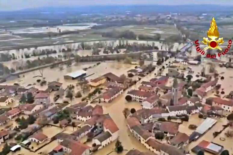 Gorizia, crollano case dopo una frana: 32enne muore per salvare l’anziana vicina Gorizia, crollano case dopo una frana: 32enne muore per salvare l’anziana vicina