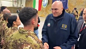 crosetto-dalle-truppe