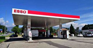 distributoreesso (1)