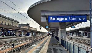 stazione bologna (1)