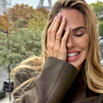 Ilary Blasi annuncia le nozze con Bastian Muller a Parigi mentre prosegue lo scontro giudiziario con Francesco Totti