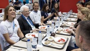 Mattarella-azzurri-Olimpiadi-Bartolini-OKOK-600x339