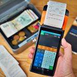 Niente più scontrini, nuovo decreto semplificazioni trasforma i pagamenti tramite Pos