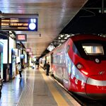 GUASTI AL SUD E A TERMINI, NUOVA GIORNATA NERA PER I TRENI