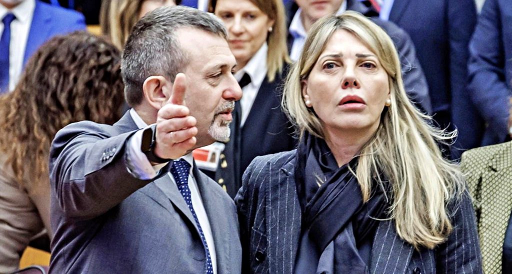 Andrea Delmastro e Giusi Bartolozzi