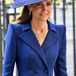 Il blu cobalto della principessa e le perle della regina: Westminster celebra il Commonwealth tra storia e simboli