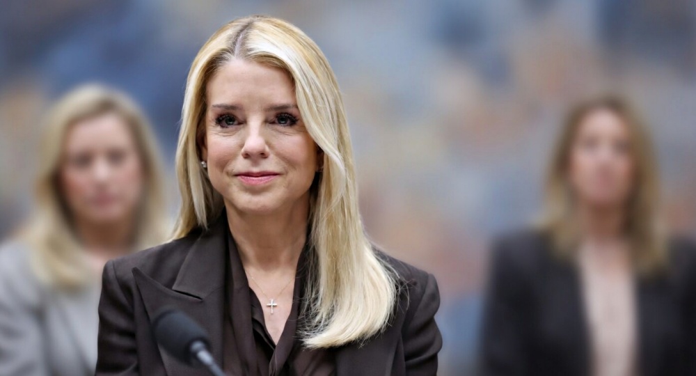 Pam Bondi2