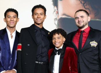 famiglia Jackson si riunisce a Hollywood