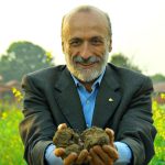Addio a Carlin Petrini, il fondatore di Slow Food aveva 76 anni