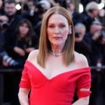 Salma Hayek e François-Henri Pinault premiano Julianne Moore: Cannes celebra le donne del cinema