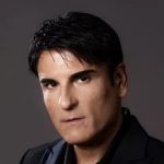 Sal Da Vinci svela il progetto discografico Per sempre sì tra bachata partenopea e contaminazioni contemporanee
